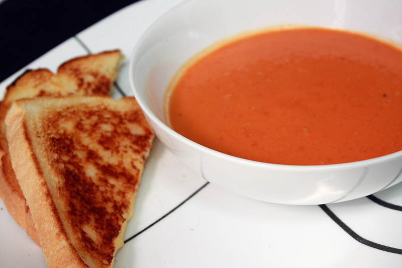 Runs With Spatulas: Homemade Tomato Soup